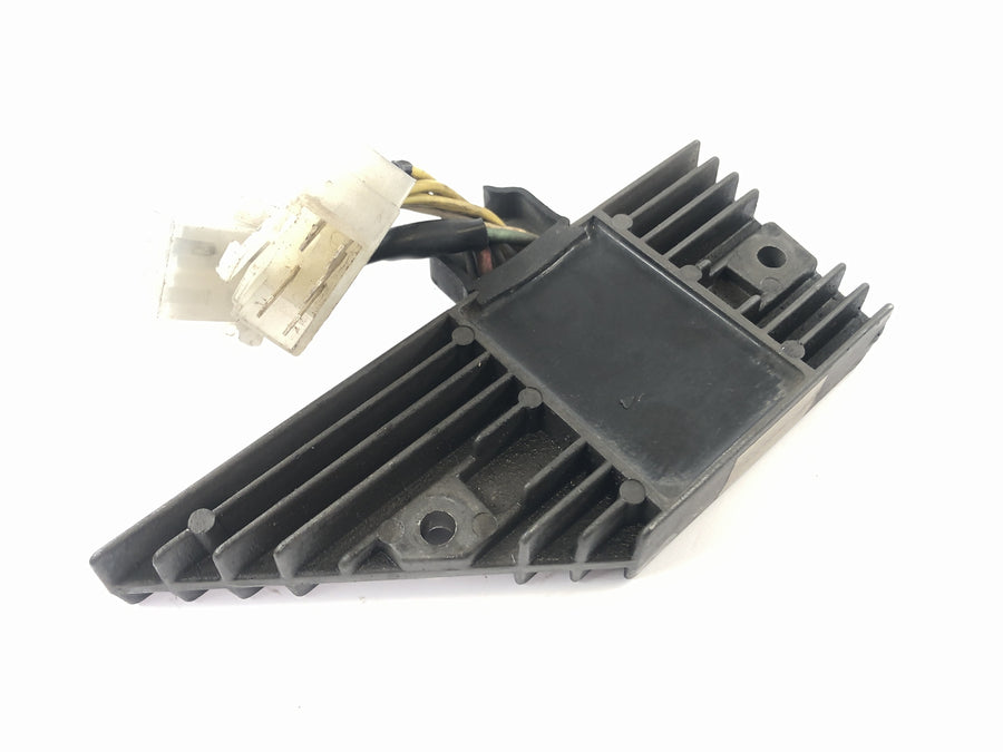 Honda CBX 650 E RC13 [1983] - controller rectifier tension regulator