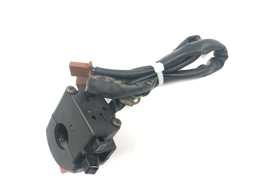 Yamaha YZF R1 RN04 [2001] - Switch fitting right handlebar switch