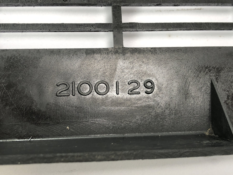 Triumph Daytona 900 T300 [1996] - Radiator grille protective cover plastic at the front