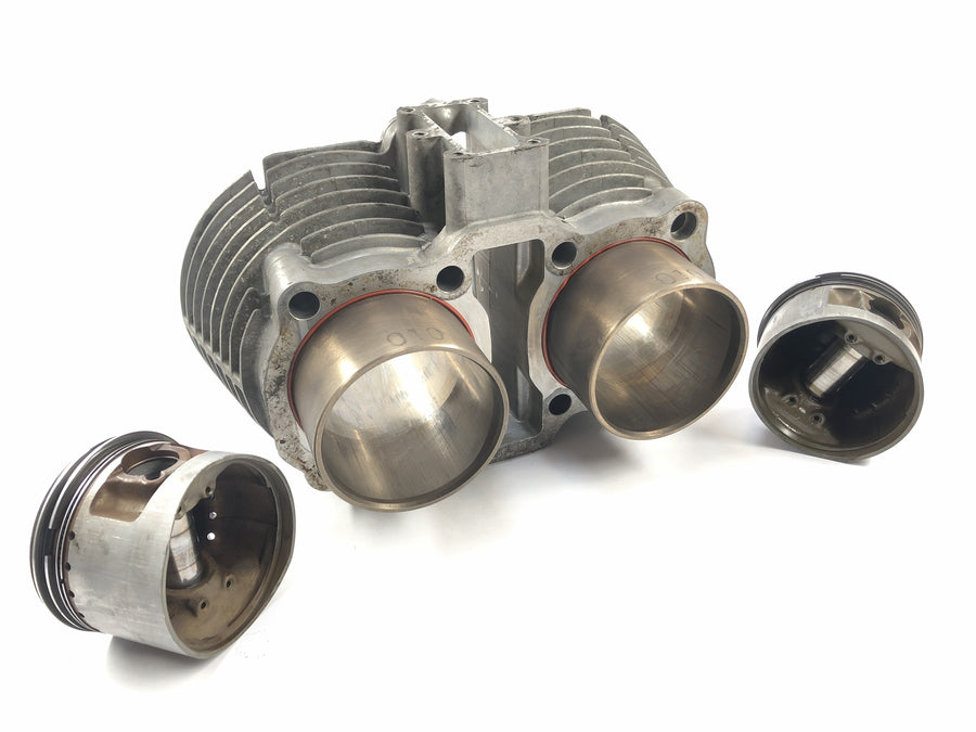 Yamaha XS 650 SE 3L1 [1979] - cylinder with piston