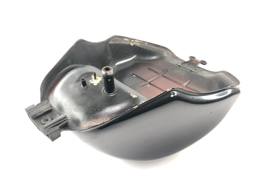 Honda CBR 900 RR Fireblade SC33 [2000] - Tank fuel tank petrol tank tank container with dent