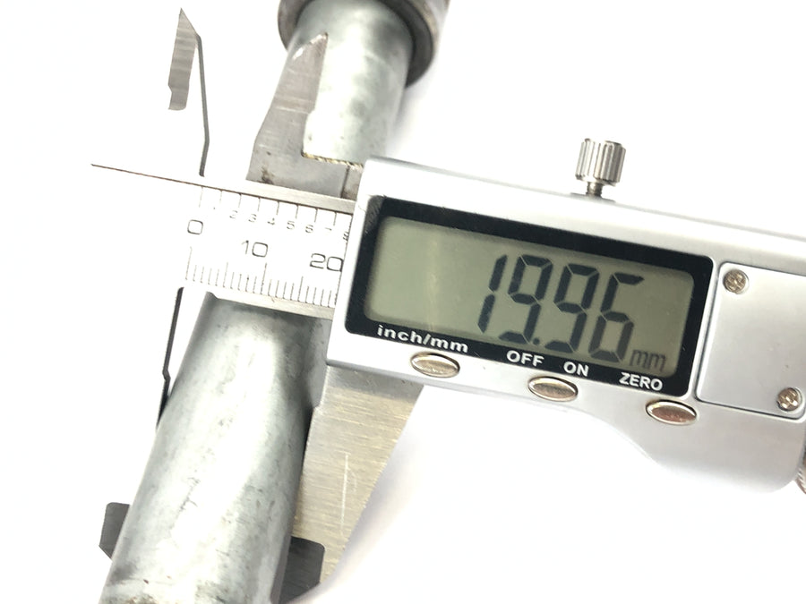 Honda CBR 900 RR SC28 [1995] - Gabel Telegabel Vordergabel Standrohre Tauchrohre mit Achse
