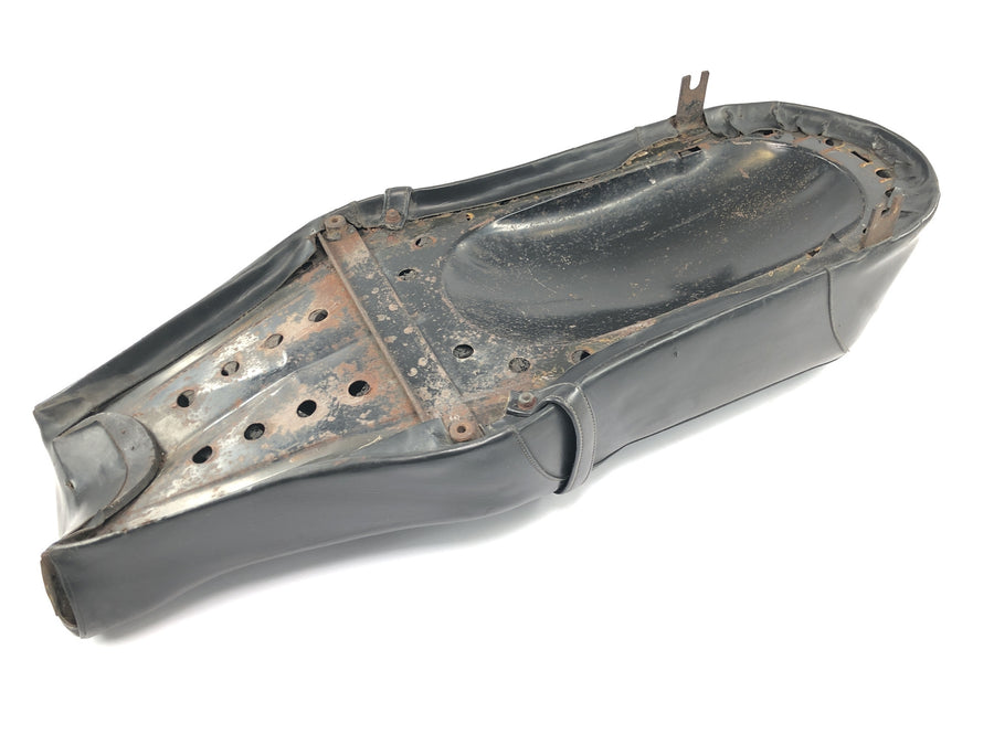 Moto Guzzi V7 Special [1971] - Seat driver's seat passenger seat seat cushion