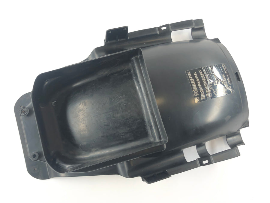 BMW R 1150 R R21 [2002] - Protection des éclaboussures arrière du sous-casse