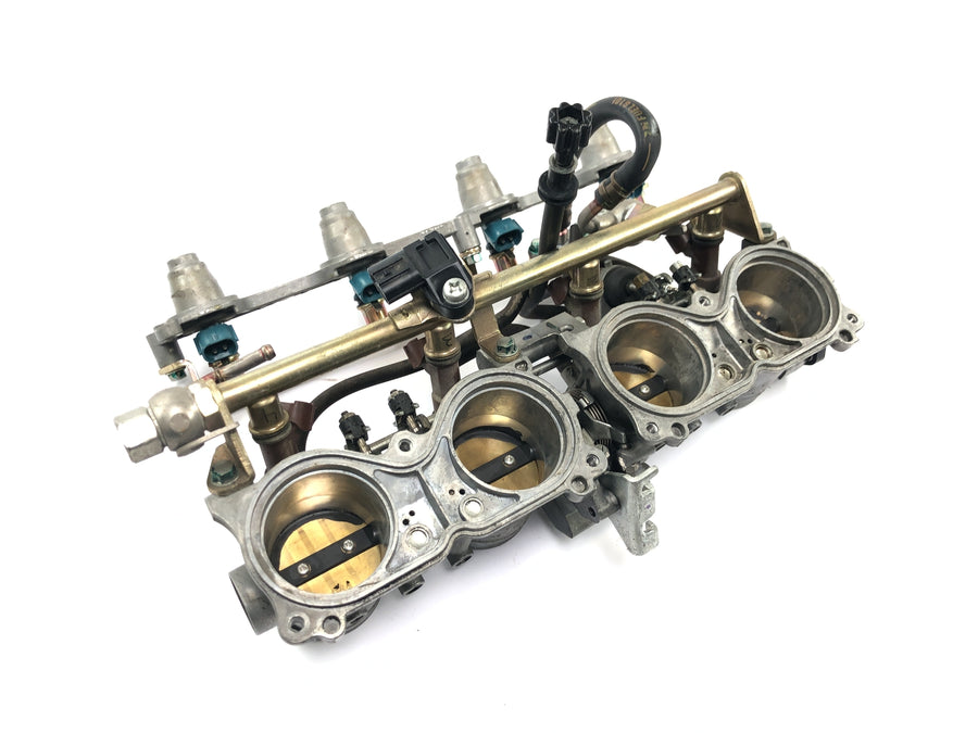 Honda CBR 1000 RR SC57 [2006] - Throttle valve unit with injection bar throttle valve