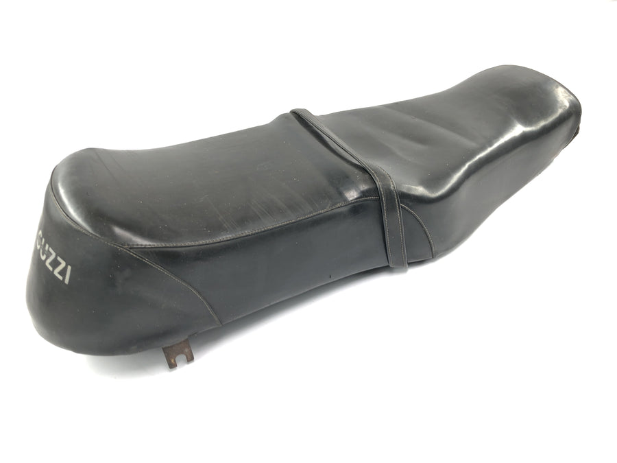 Moto Guzzi V7 Special [1971] - Seat driver's seat passenger seat seat cushion