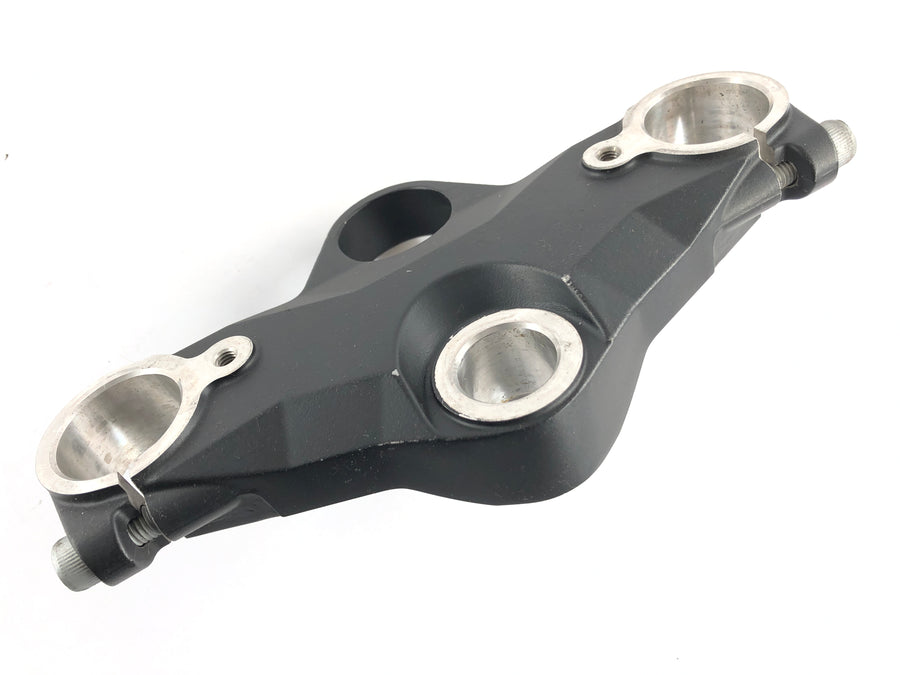 Yamaha YZF 125 RE06 [2011] - top triple clamp