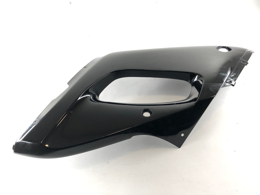 Yamaha YZF R6 RJ03 [2000] - Panneau latéral supérieur gauche