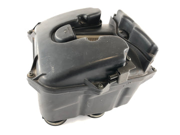 Yamaha V-max 1200 2EN [1997] - Air filter box airbox