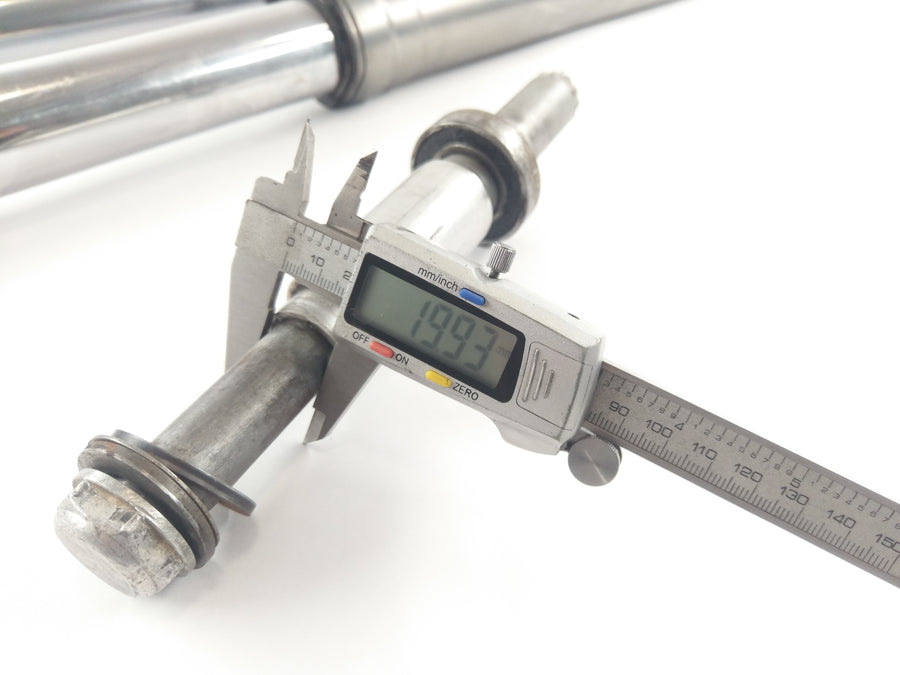 KTM 620 EXC [1996] - Fourche télescopique avec bosse
