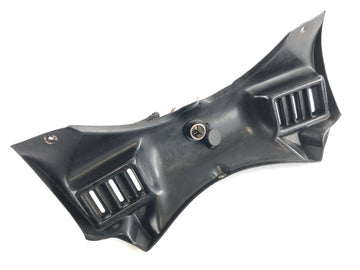 Kawasaki Zephyr 750 ZR750C [1991] - Inner panel with socket - 0