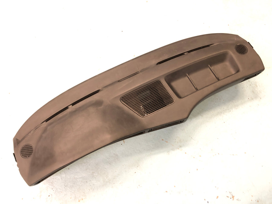 BMW M 535i E28 [1986] - Dashboard a few cracks
