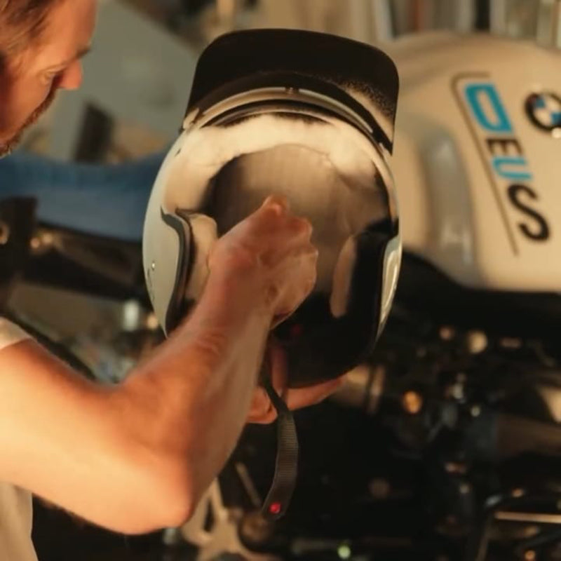 BMW R 1300 GS Adventure [2024–2026] - Helmet Care Spray