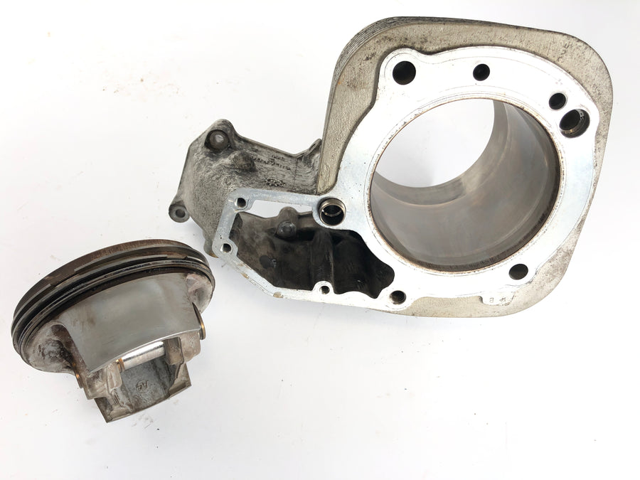 BMW R 1100 GS 259 ​​[1995] - Cylindre avec piston