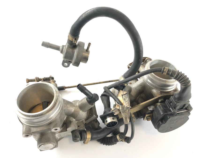 Ducati 888 Strada [1993] - Corps papillon