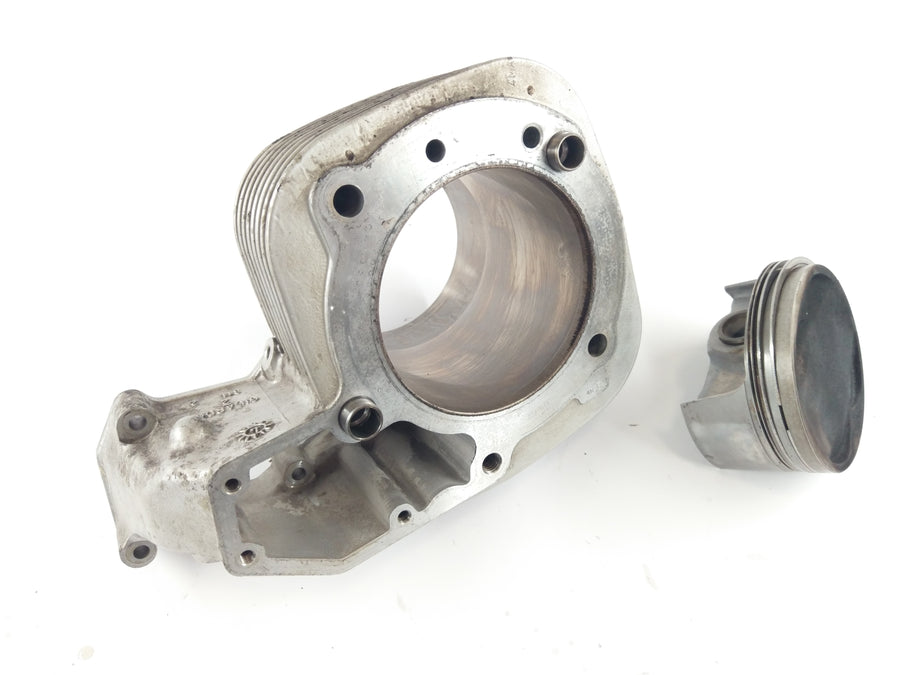 BMW R 1100 GS [1994] - Cylinder with piston