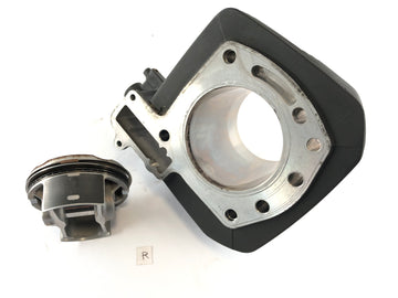 Moto Guzzi Stelvio 1200 8V [2011] - Cylindre avec piston droit - 0