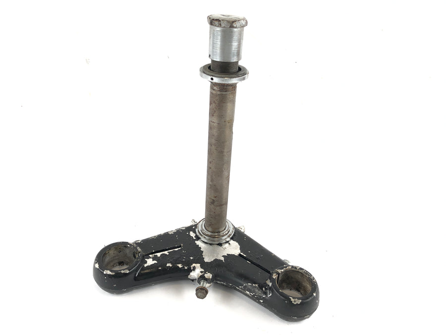 Moto Guzzi GTS 400 [Benelli] - lower triple clamp