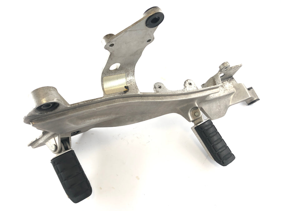 Honda ST 1100 SC26 Pan European [1990] - Support de repose-pied gauche