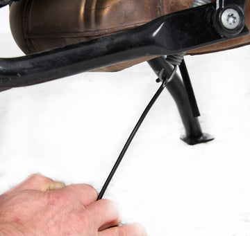 Tool 710134 when hanging a main stand tension spring