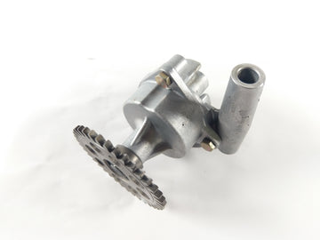 Suzuki GSX-R 750W GR7BA - Oil pump with gear - 0