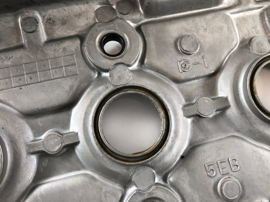 Yamaha YZF R6 RJ03 [2000] - Valve cover engine cover