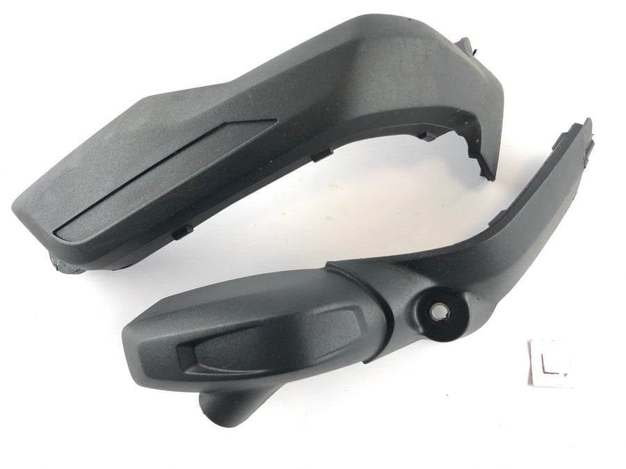 BMW R 1200 GS LC [2016] - Ventildeckel Abdeckung links