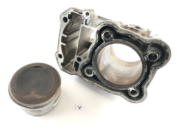 Honda Africa Twin XRV 750 RD07 [1993] - Cylindre avec piston à l'avant - 0