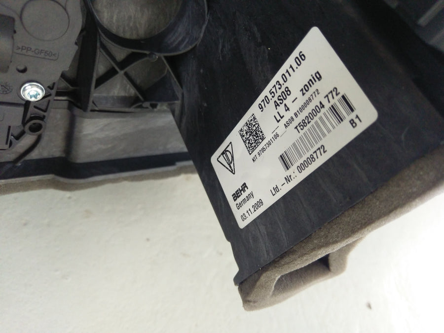 Porsche Panamera Turbo [2010] - Boîtier de ventilateur, boîtier de climatisation, boîtier de chauffage et de climatisation