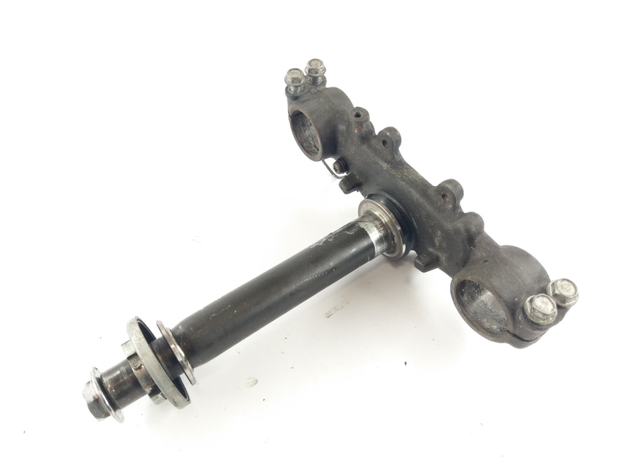Yamaha DT 125 LC 10V [1982] - lower triple clamp