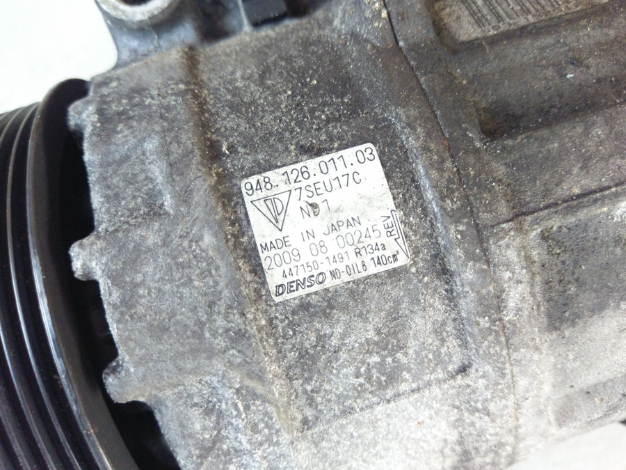Porsche Panamera Turbo [2010] - Air conditioning compressor