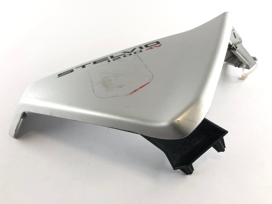 Moto Guzzi Stelvio 1200 8V [2011] - Side cover right fairing